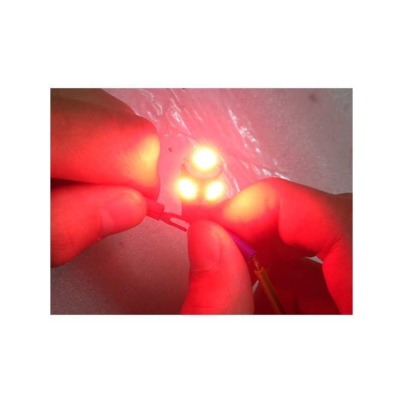 Lampada Led T10 W5W 5 Smd 5050 Colore Rosso Luci Di Posizione 12V