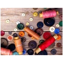 Kit Cucito Dotato Di 24 Rocchetti Di Filo Assortiti, Forbici, Bottoni, Aghi, Metro, Dispositivo Infilatura, Spillette E Ditale Per Cucire