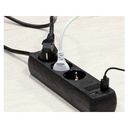 Multipresa Ciabatta Elettrica Con 2 USB e 3 Posti Schuko 10A Cavo Lunga 5 Metri Colore Nero 3X1.5 mmq SKU-8777