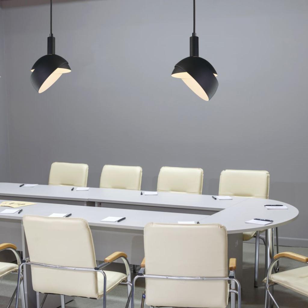 Lampadario LED con Paralume in Alluminio e Portalampada E14 (Max 60W) Colore Nero SKU 3921
