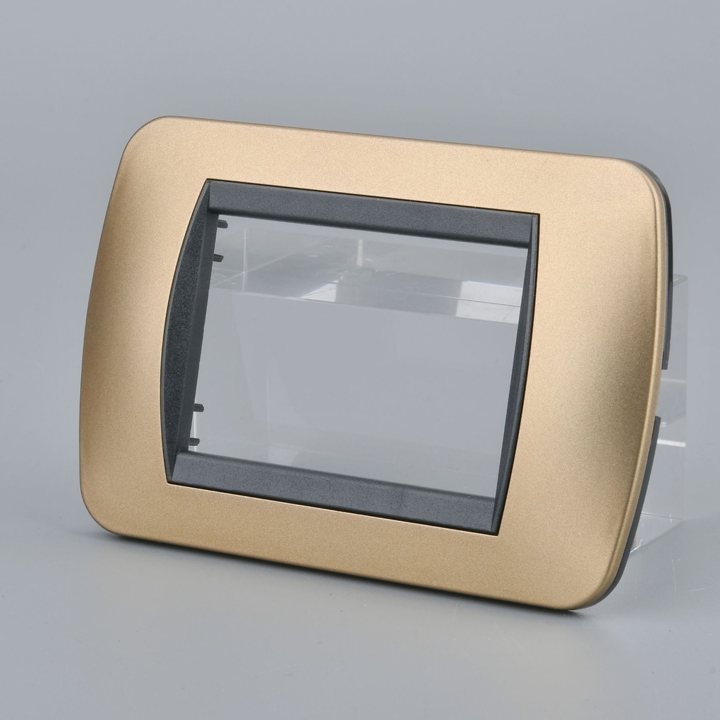 Placca Plastica Ovale MBL 3M Oro Compatibile Bticino Living BLN88311