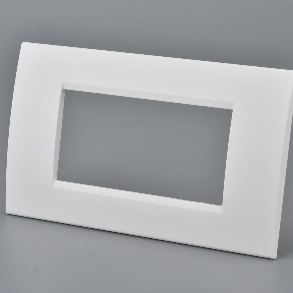 Placca Plastica Quadrata MBL 4 Moduli/Posti Compatibile Bticino Living, 3 Colori Disponibili - MBL74411