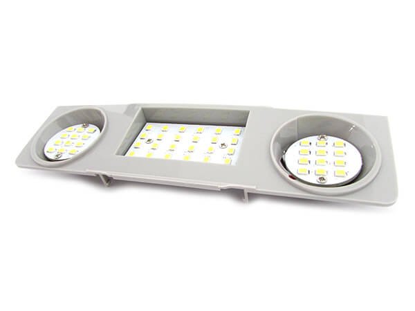 [LE0609] Kit Plafoniera Luci Led Di Cortesia Lettura Anteriore VW Golf 6 Golf 5 Plus Passat CC Scirocco Sharan Tiguan Touran Skoda Superb Yeti Seat Alhambra