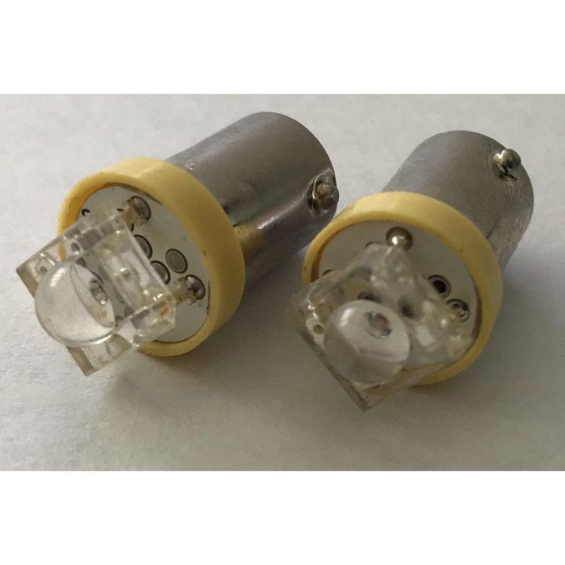Coppia lampadine LED BA9S T4W piedi dritti, 1 LED giallo, 12V 0,2W