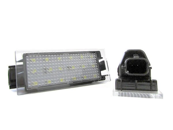 [LE1925] Kit Luci Targa Led Renault Twingo Clio III Megane II III Kombi Laguna II III Velsatis Master Dopo 2006