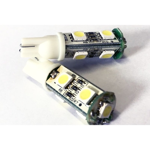 [ABC210] Coppia 2 Lampade Led T10 Con 7 Smd 5050 Colore Bianco Freddo 6000K 12V 1W