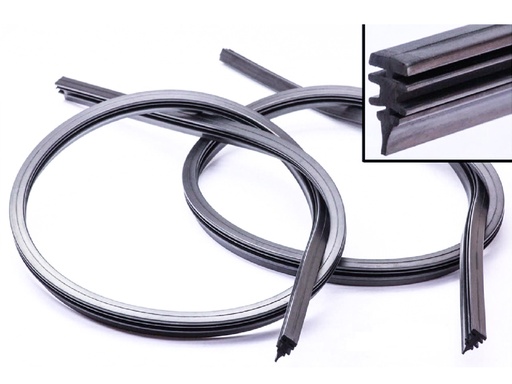 [S02896] Coppia Gommini Refill Flat 28'' 700 mm Ricambio Universale Per Spazzole Tergicristallo In Ferro