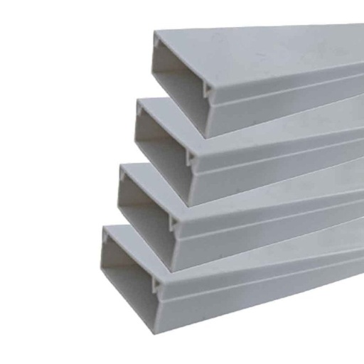 [FG060696X4] 8 Metri Canaline Passacavi In PVC Con Biadesivo e Coperchio 30X15mm Bianco - 4 Pezzi da 2 Metri