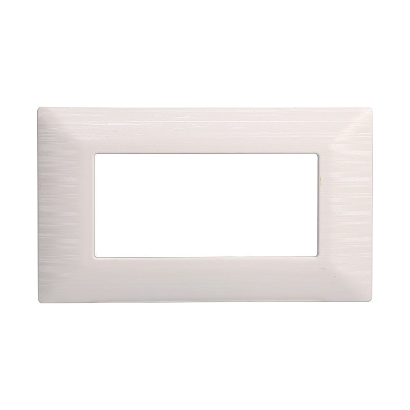 Placca Plastica ETTROIT Serie Solar 4 Posti/Moduli 504, Modello Satinato Compatibile Con Bticino Matix, 5 Colori Disponibili
